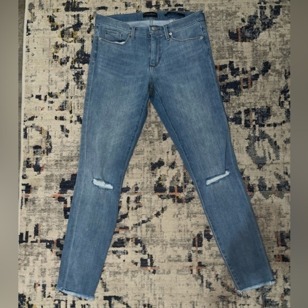 Banana Republic Light wash skinny 29 long